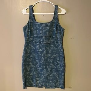 This is a dress I bought a couple months ago I used it about 4 times!